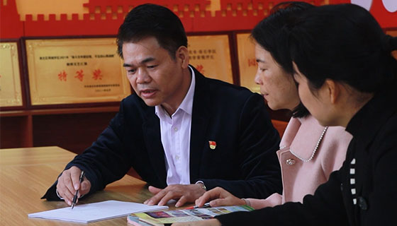教育領路人——貴港市“名校長”系列訪談之卜松旺個人簡介