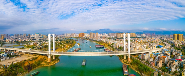 我市文藝家到東西文學館學習交流
