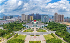 市委理論學習中心組2025年第一次集體學習（擴大）會暨全市工作務虛會召開